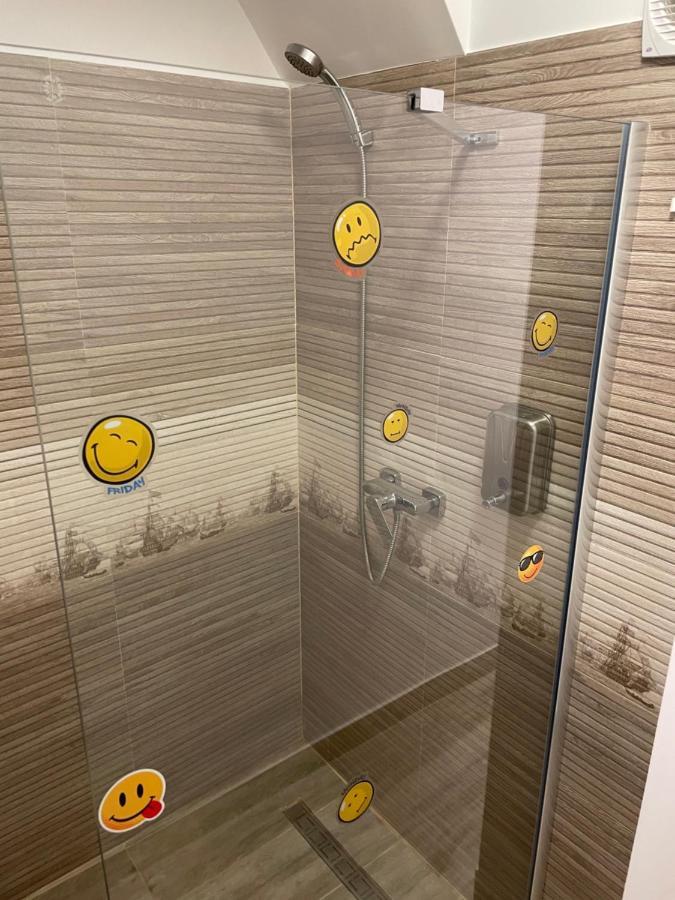 Apartament Ultracentral Modern 1 Piteşti Kültér fotó
