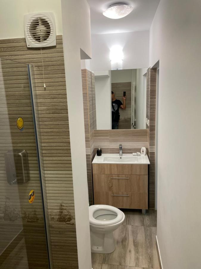 Apartament Ultracentral Modern 1 Piteşti Kültér fotó